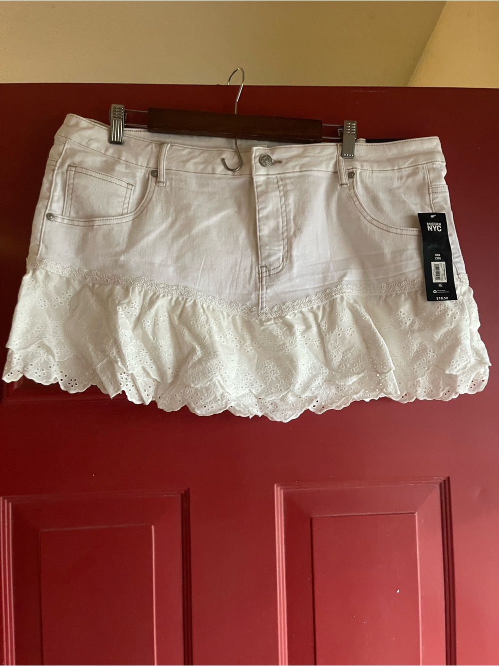NWT Madden NYC White Eyelet Ruffle Mini Skirt